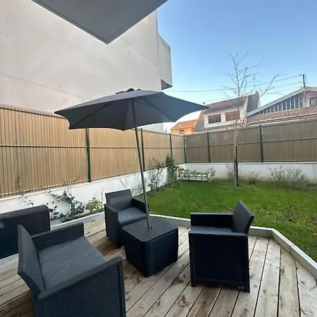 Apartment La Defense Paris Avec Jardin Privee